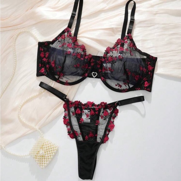 Ebony Rouge Underwire Set by SilkRose - Picture 6 of 7